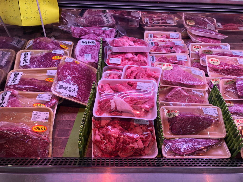 名古屋駅そば柳橋市場でお肉を買うならこのお店。ローストビーフの「三河屋さん」